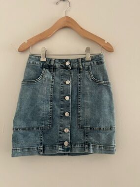 Denim Button-Front Mini Skirt 00